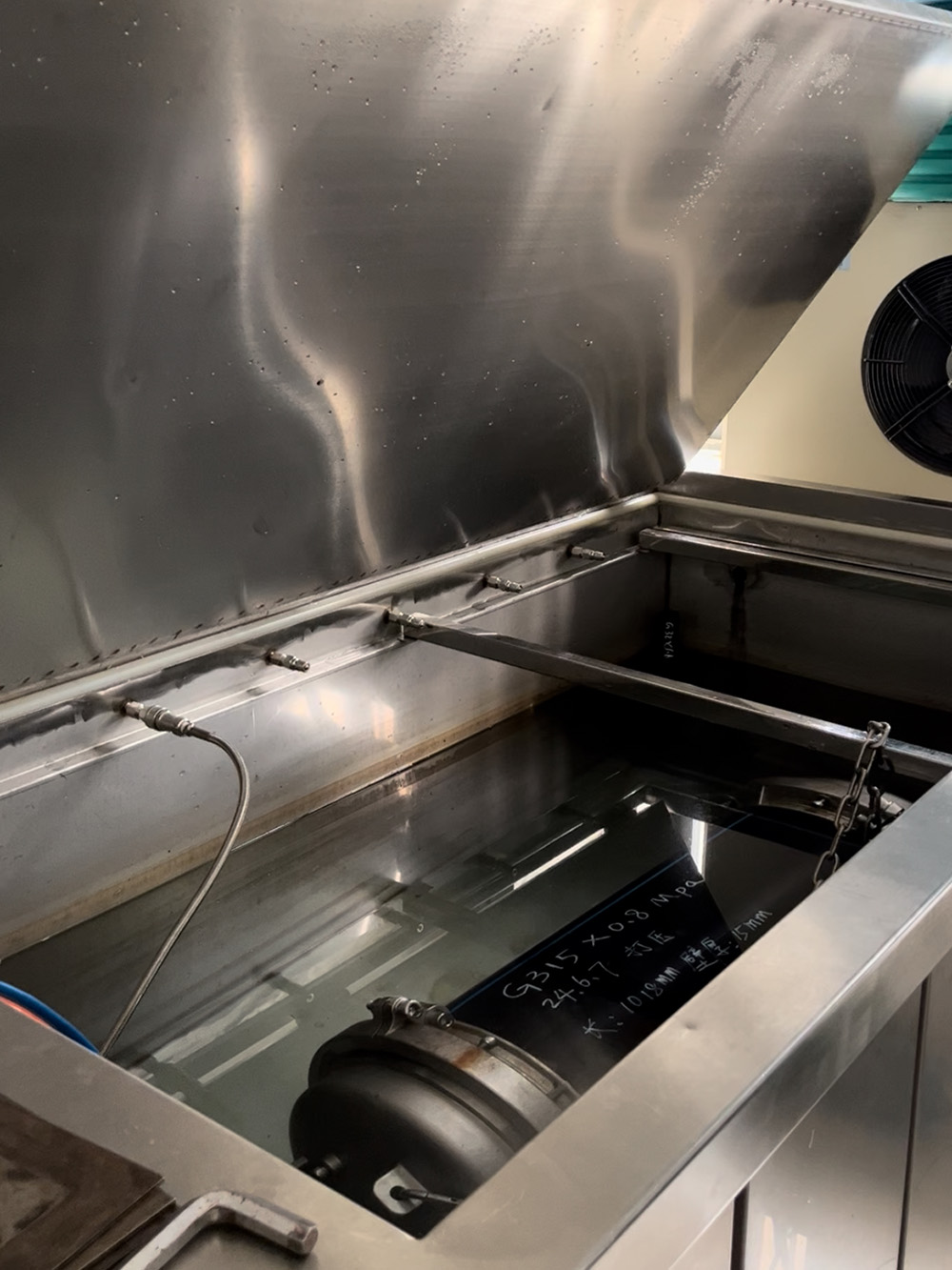 PE管给水管的压力试验和水密性试验